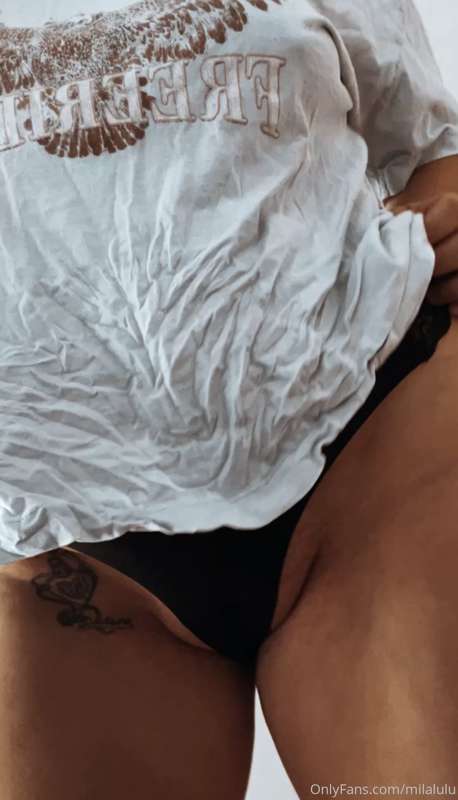 Dm me your biggest fetish. I’m a sluty girl who is horny & i..