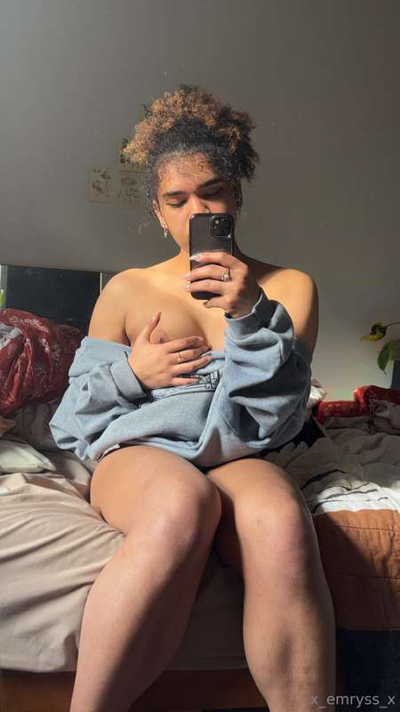 X_Emryss_X - Onlyfans - 31 Jan, 2025 4