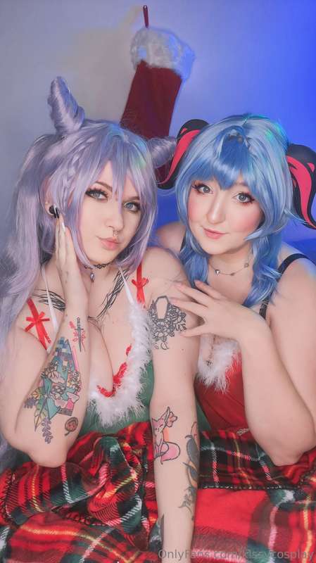 Suuuper late Christmas set with @corcid 💕 if you wanna see h.. 1