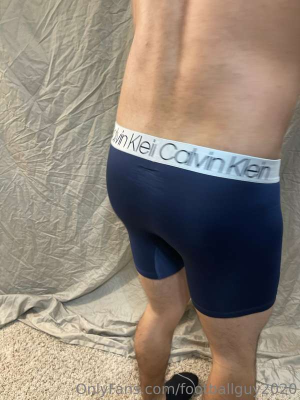 The Calvin Klein set of PVT Martinez - you'll want to see th.. 3