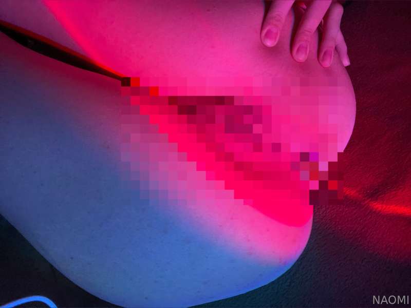 I play with my clit like I’m teasing you — slow circles, mes..