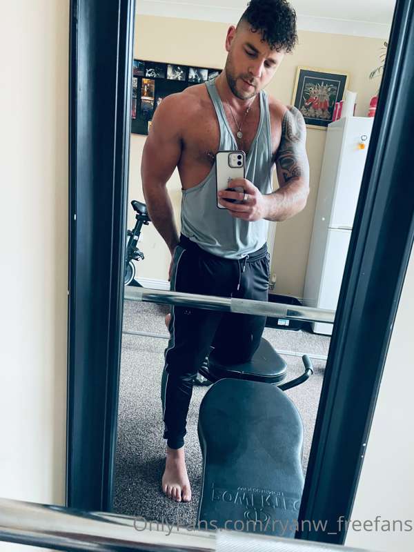 Come join me for a workout? 🤪