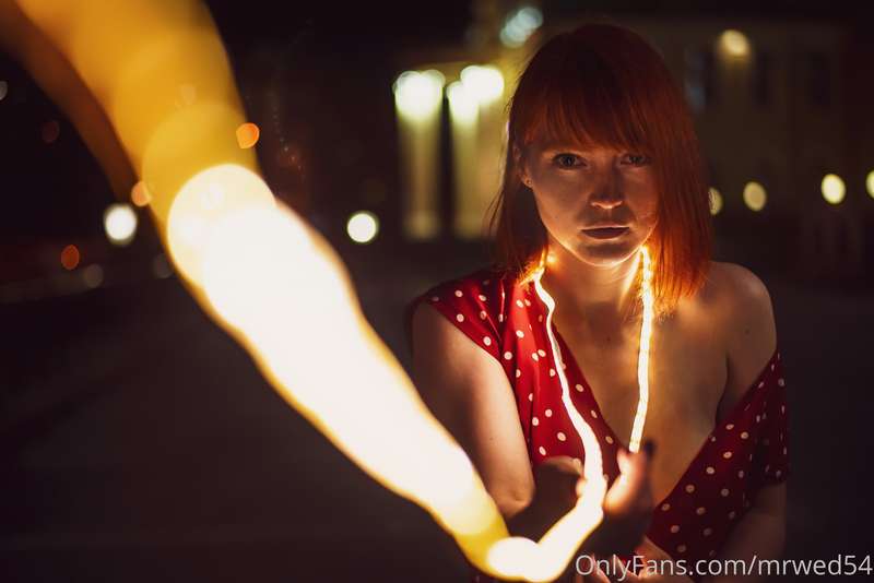 Gorgeous breasts and an exciting look. Evening photo shoot w.. 1