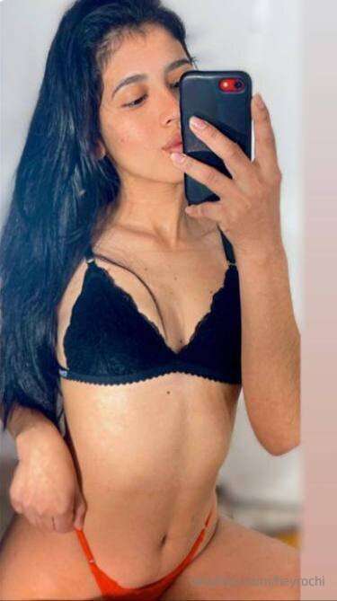 @rosinoemi🖤Hi baby😍💋I offer 🔥 fuking 🔞sexting ❤️‍🔥sex with b..