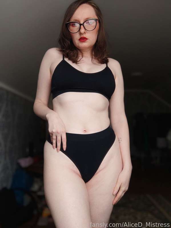 Aliced_Mistress - Fansly - 10 Nov, 2023