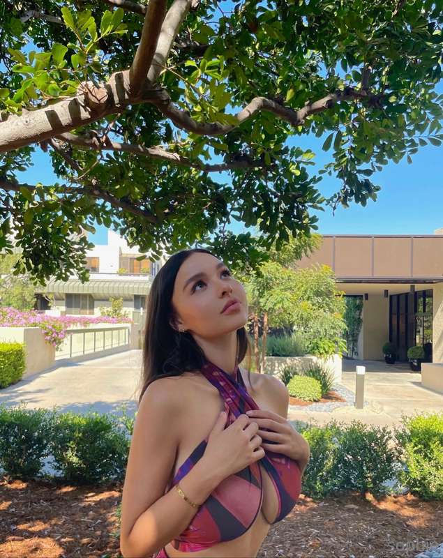 most connected in nature