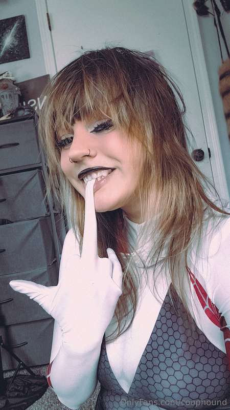 POV youre dating Spidergwen and she sends you these snaps <3.. 14