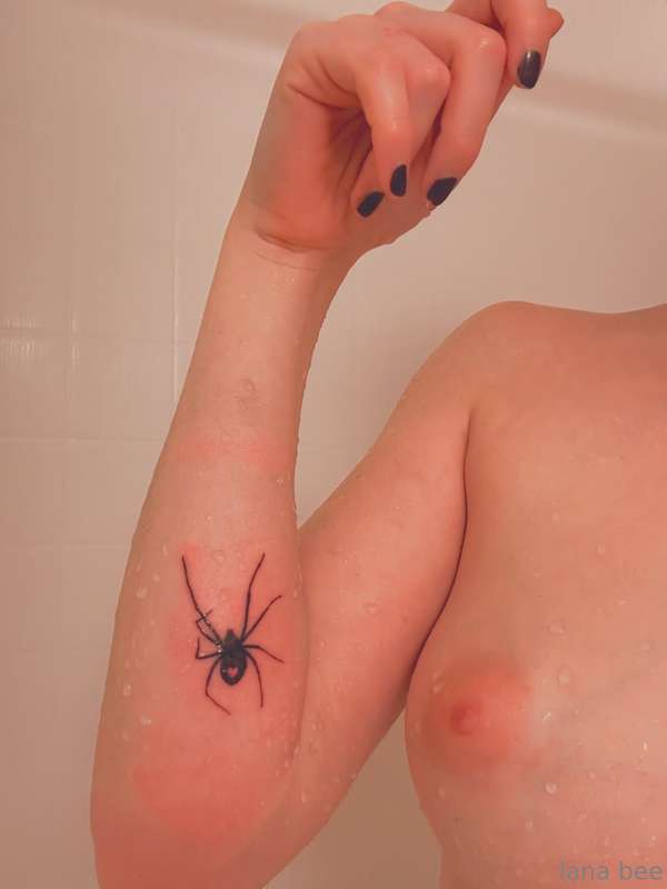 I honestly love my new tattoo! Its the spider on my arm (the.. 1
