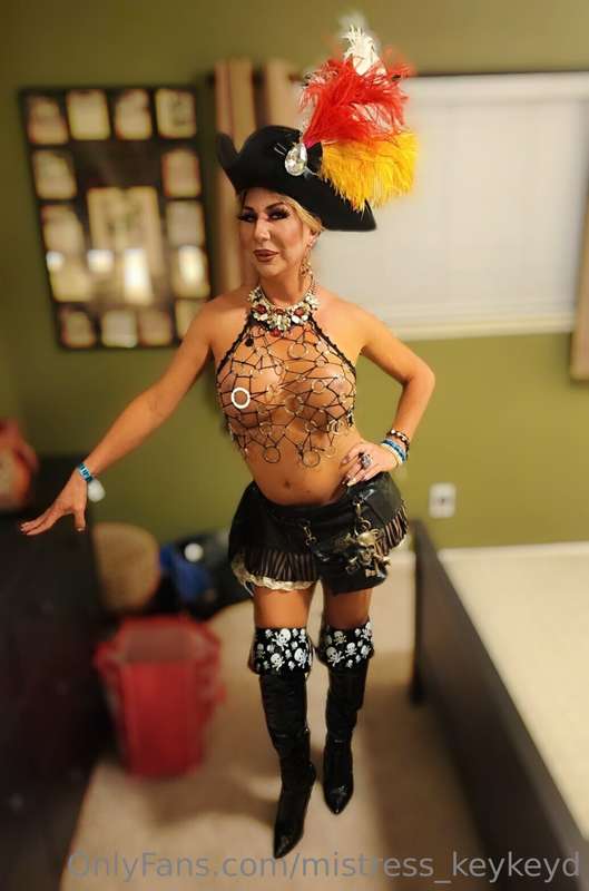 Here are a few pics of my outfit I wore Saturday for the pir.. 1
