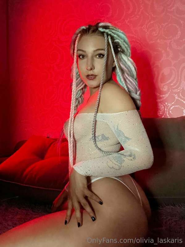 Adore transparent clothes 😋  Always make me feel some tricky..