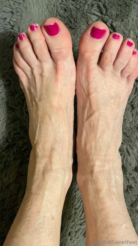 Here’s a back to basics set! I have a labyrinth of veins pop.. 7