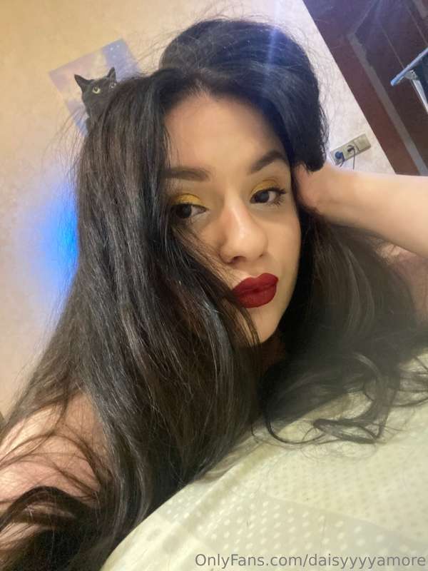  If you could describe my red lips in three words, what woul..