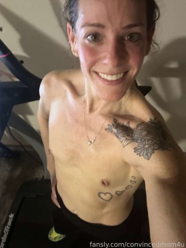 Convincedmom4U - Fansly - 19 Mar, 2024