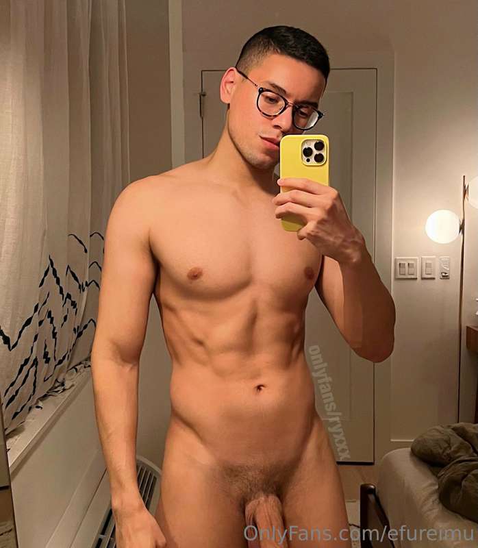 Make sure u follow @ryxxx  it’s 40% off right now!! 💦 for so..