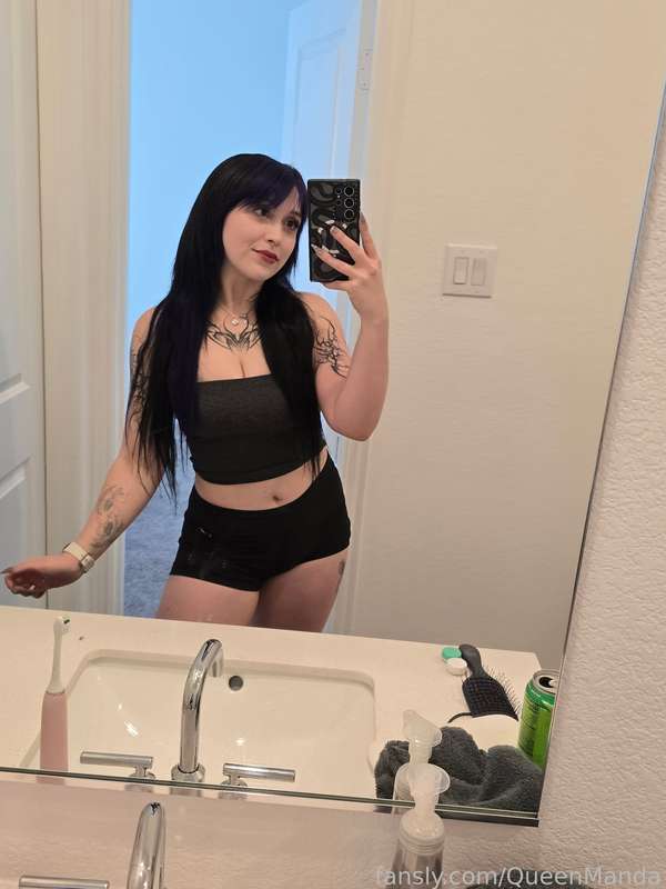 Queenmanda - Fansly - 13 Apr, 2025 1