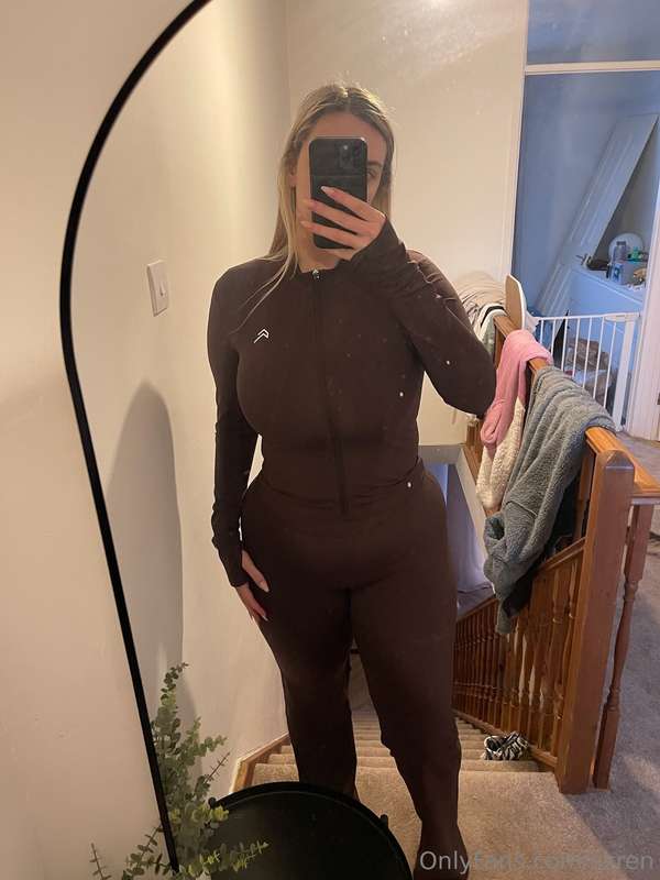 new gym fit 🤎 what do we think??