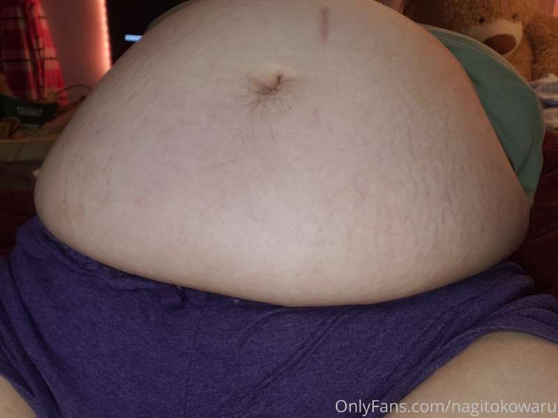 God, it's so huge... I think I ate too much....