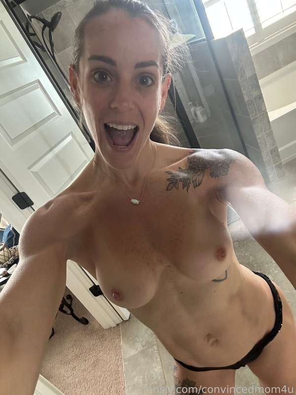 Convincedmom4U - Fansly - 17 Apr, 2025 6