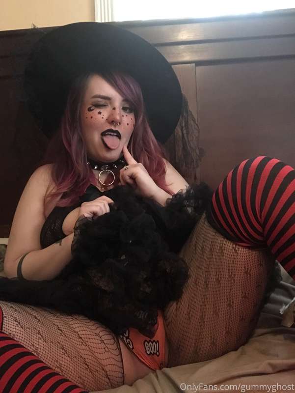Feelin witchy 🎃 28