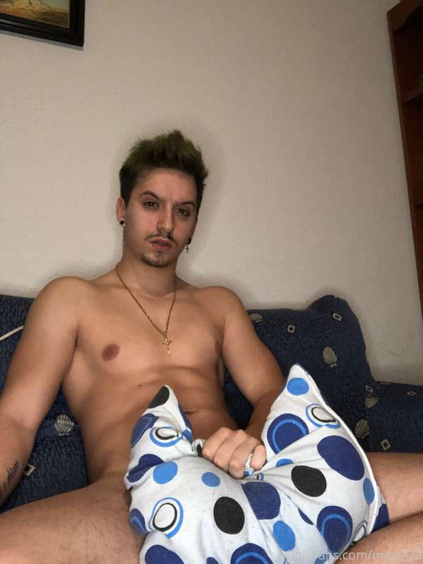 🔥💦😈 https://onlyfans.com/megalodon18