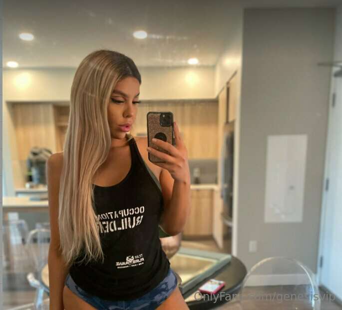 Keeping this ass toned 🍑🍑