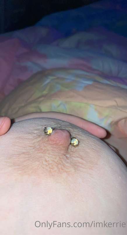 Would you suck my nipples? 🫠 1