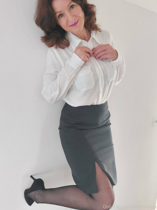 A gradual striptease photoset, all the way down to just stoc.. 3