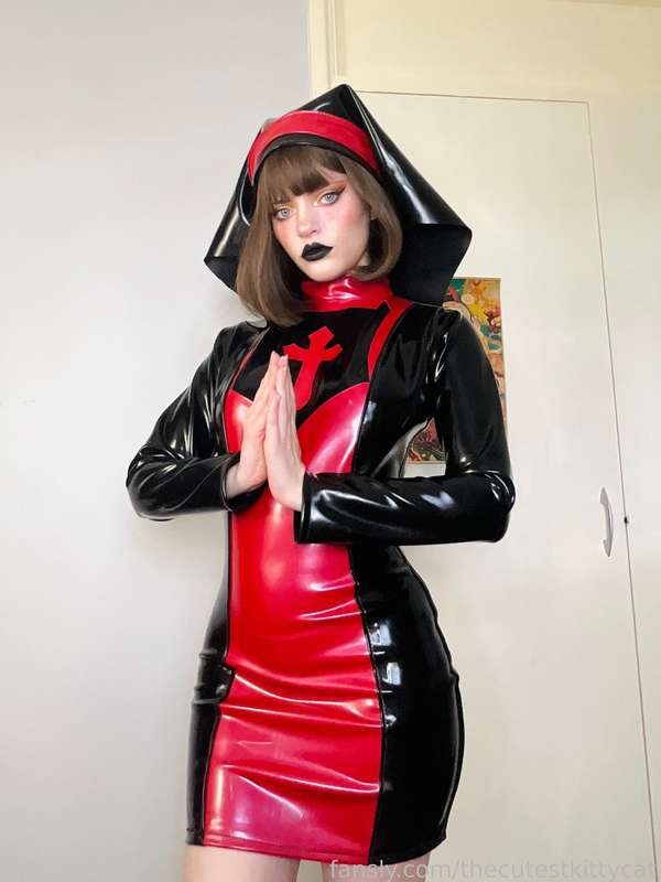 Thecutestkittycat - Fansly - 01 Nov, 2022 7