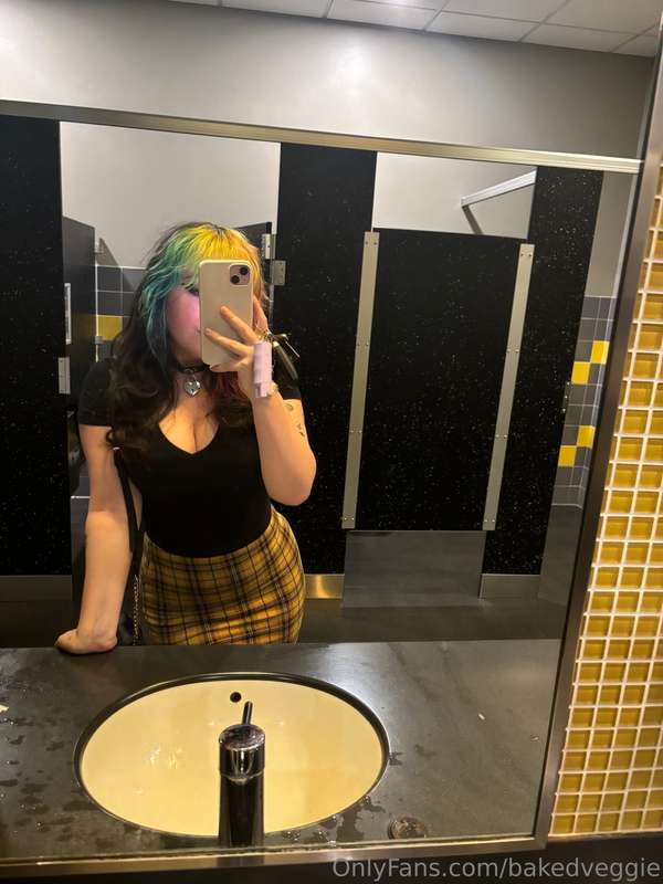 Movie fit <3 went out with some OF subs , I think we’re -all.. 4