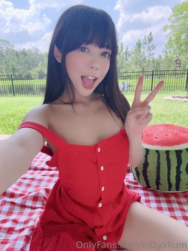picnic with me?
─── ･ ｡ﾟ♡: .♡ . ♡ ｡ﾟ･ ───
full set uploading.. 7