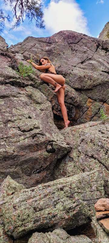 Zoebytheriver - Fansly - 06 Sep, 2021