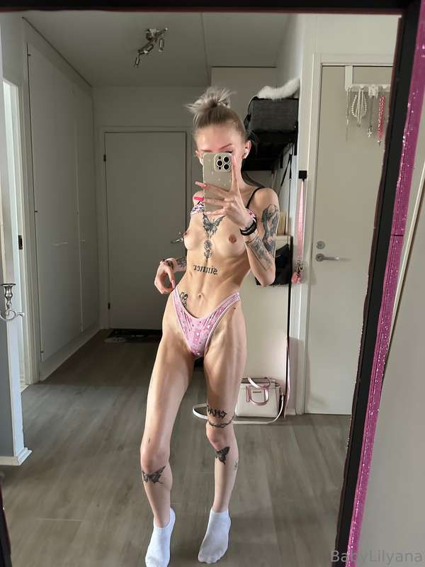 Ihanan aurinkoista maanantaita 😍🍆💦💦 7