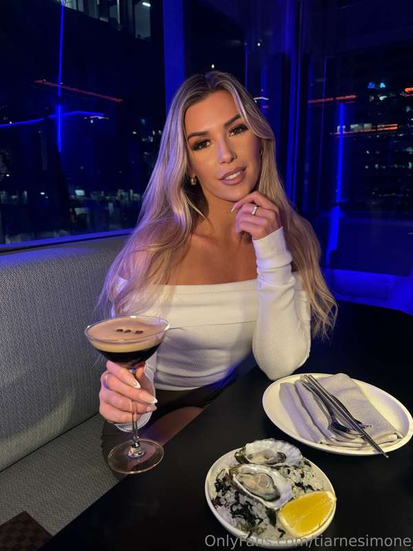 Let's go on a date and have some fun after 😜
