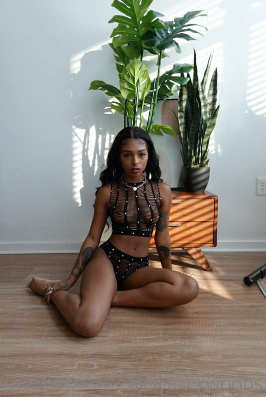 Briabackwoods - Onlyfans - 21 Nov, 2022 1