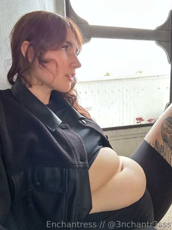 Ummmm when did my belly get so… big?! 2