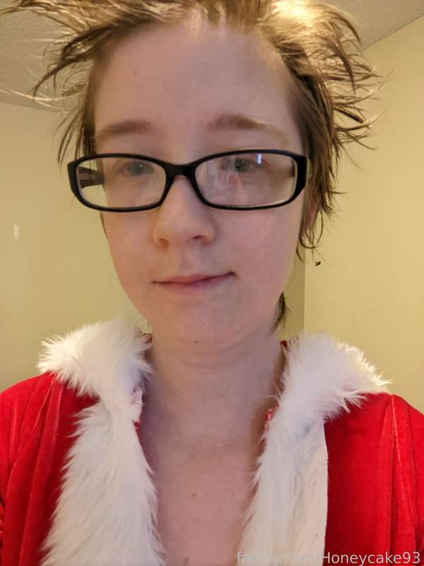 Honeycake93 - Fansly - 23 Dec, 2021