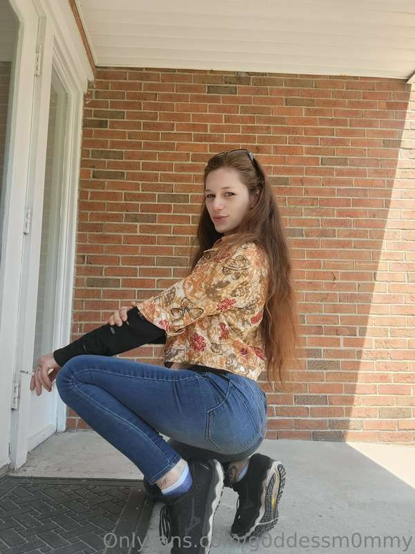 Sorry I've been absent this week, my younger sister that my .. 10
