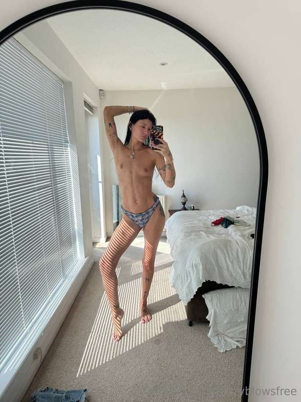 Jozyblowsfree - Onlyfans - 06 May, 2025