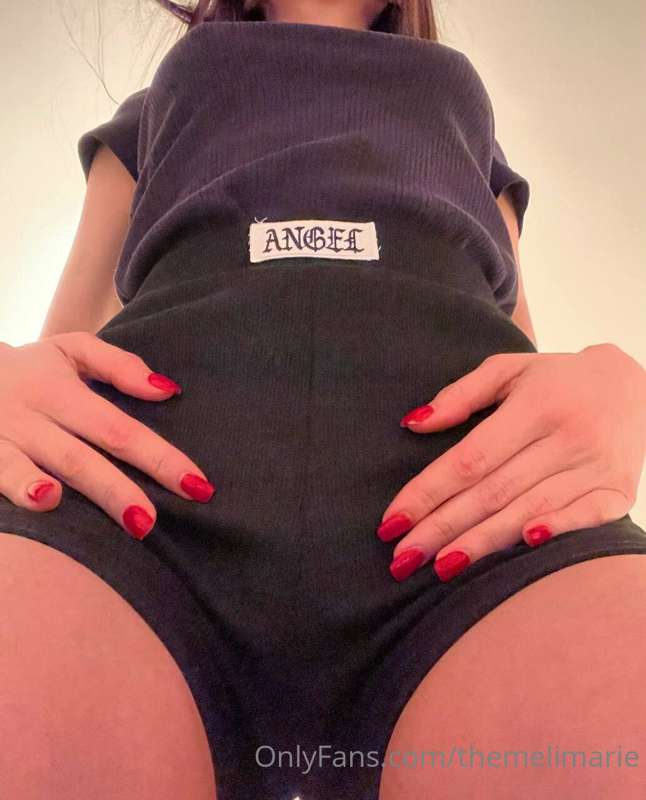 ## *@megan_petite* 🍒 𝐢𝐬 𝐠𝐞𝐭𝐭𝐢𝐧𝐠 𝐰𝐞𝐭 𝐟𝐫𝐨𝐦 𝐥𝐢𝐭𝐞𝐫𝐚𝐥𝐥𝐲 𝐀𝐍𝐘𝐓𝐇𝐈𝐍𝐆!..