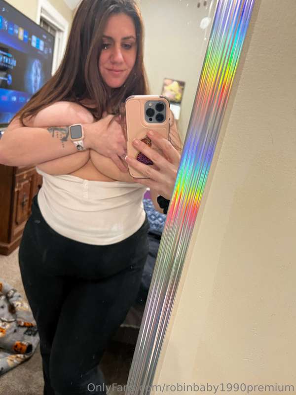 Titties titties titties😁