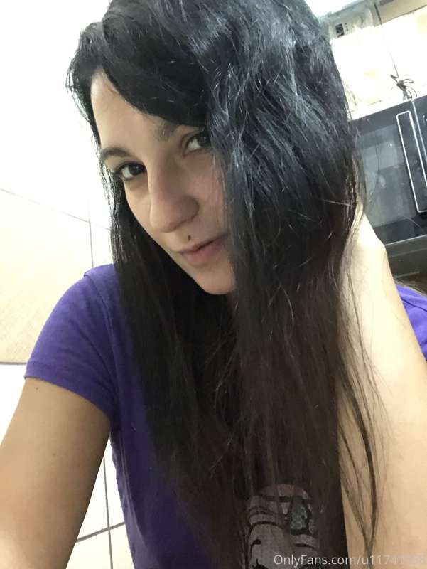 After dying my hair,natural fluffy hair and no makeup !All n.. 10