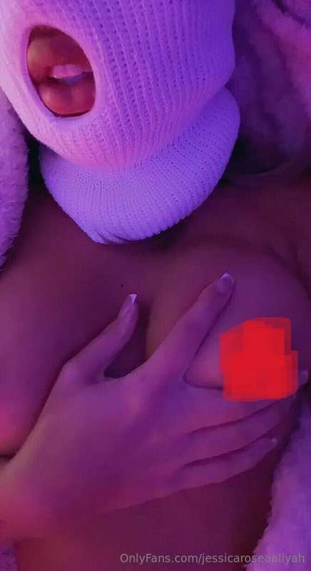 Dm me to see them 🍉