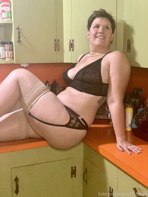 I can be a good little housewife..... until it gets too hot .. 1