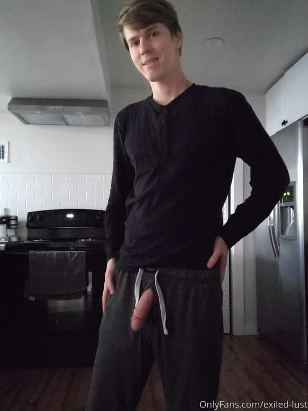 Rising and shining this morning. Let me make you some breakf..