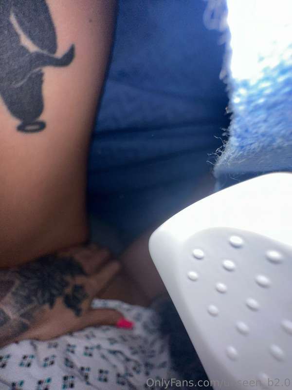 Naughty little finger before my procedure 😈💦