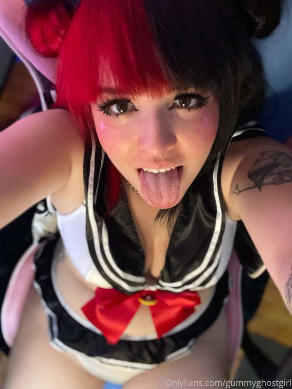In the name of the moon, I’ll punish you!….by sitting on you.. 4