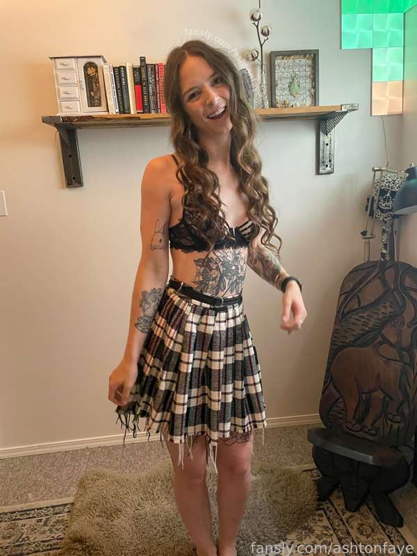 Ashtonfaye - Fansly - 06 Oct, 2021 1