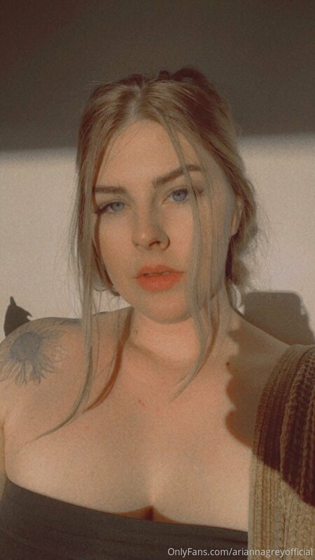 Let’s strip down in the sunshine ☀️