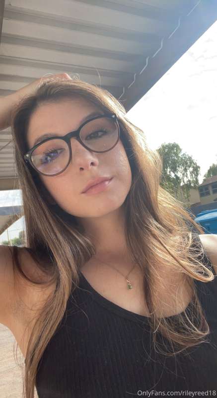 Do you wanna cum inside me daddy💦💦 hit rebill RIGHT NOW to g..