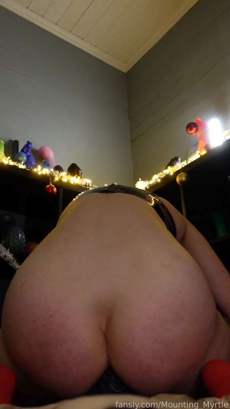 Mounting_Myrtle - Fansly - 13 Dec, 2023 7